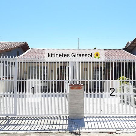 Villa Kitinete Girassol 1 - Penha Sc - Beto Carrero Exterior foto